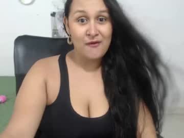 Negra Maravilhosa Dando o Cuzinho em Fotos Porno