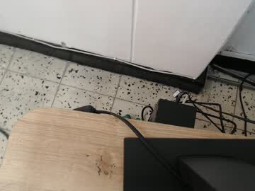 Gostosa de Cabelo Preto Pelada