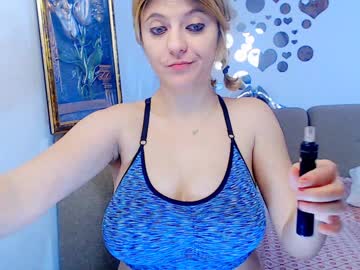 Ruiva das Tetas Grandes Fodendo