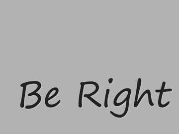 Ruivinha Tirou a Calcinha e Mostrou a Buceta Lisinha