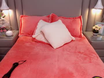 Mulata Bucetuda Nua se Abrindo Toda