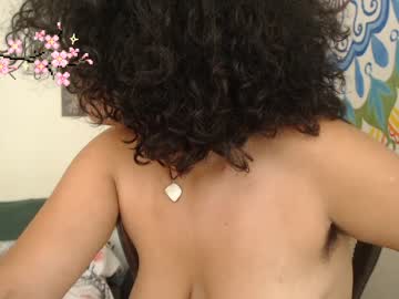 Novinha Pelada no Sofá se Exibindo